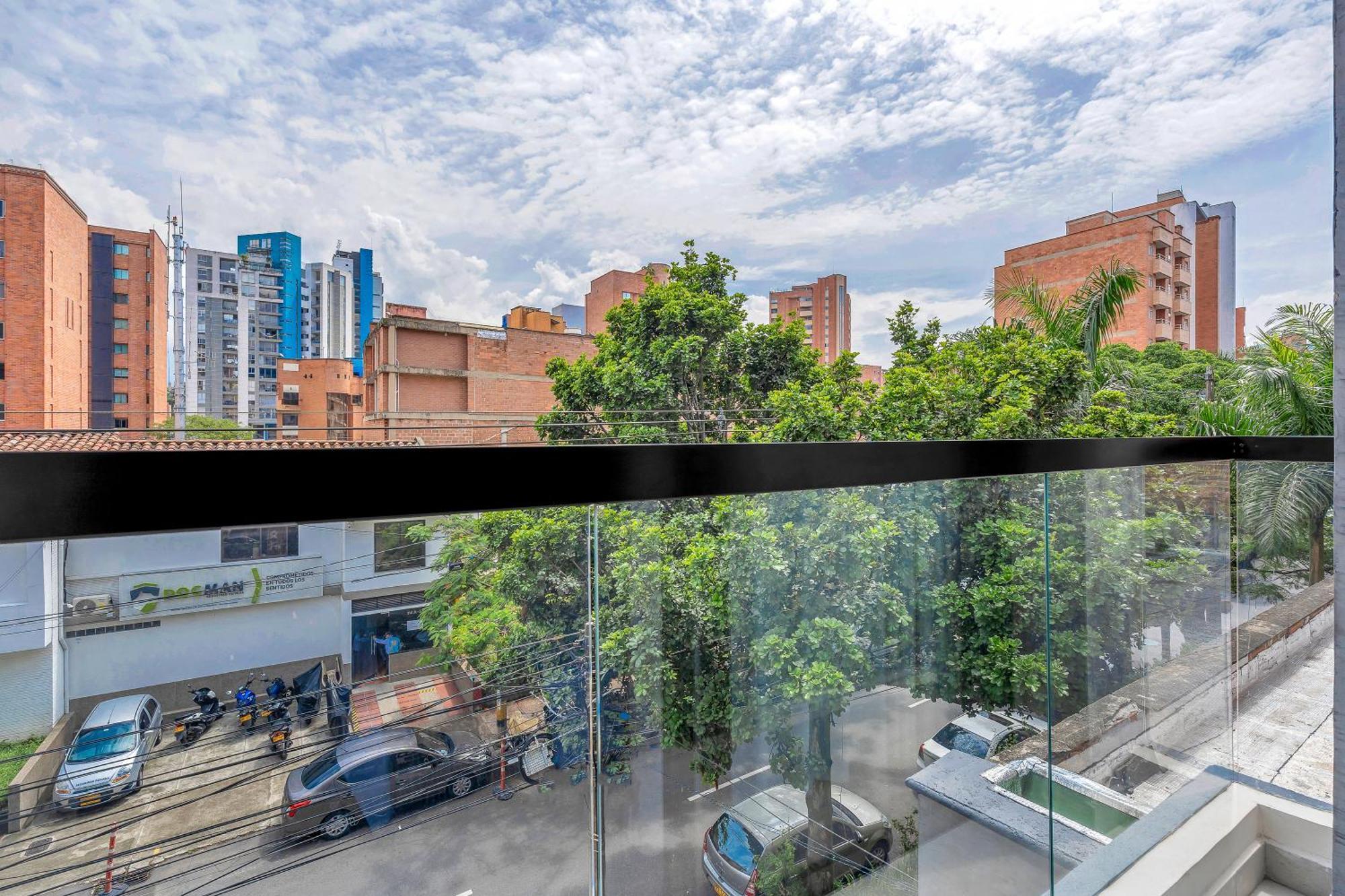 Apartamentos Housy Laureles 麦德林 外观 照片